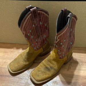 Womens Justin Cowgirl boots